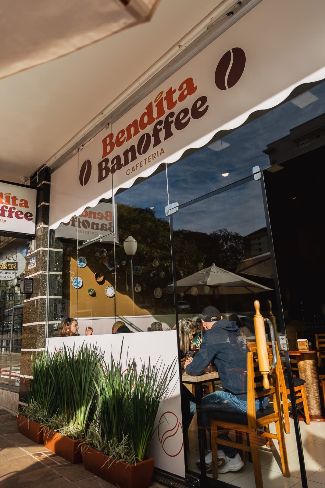 Café e sobremesa Bendita